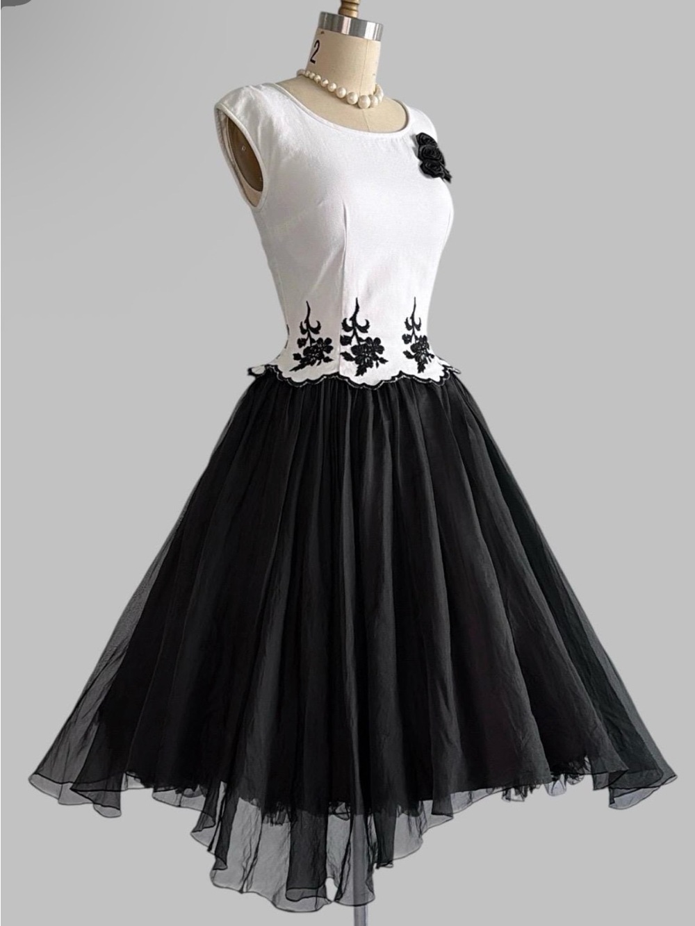True Vintage 1950s Elinor Gay  Black & White Cocktail Party Floral Formal Dress